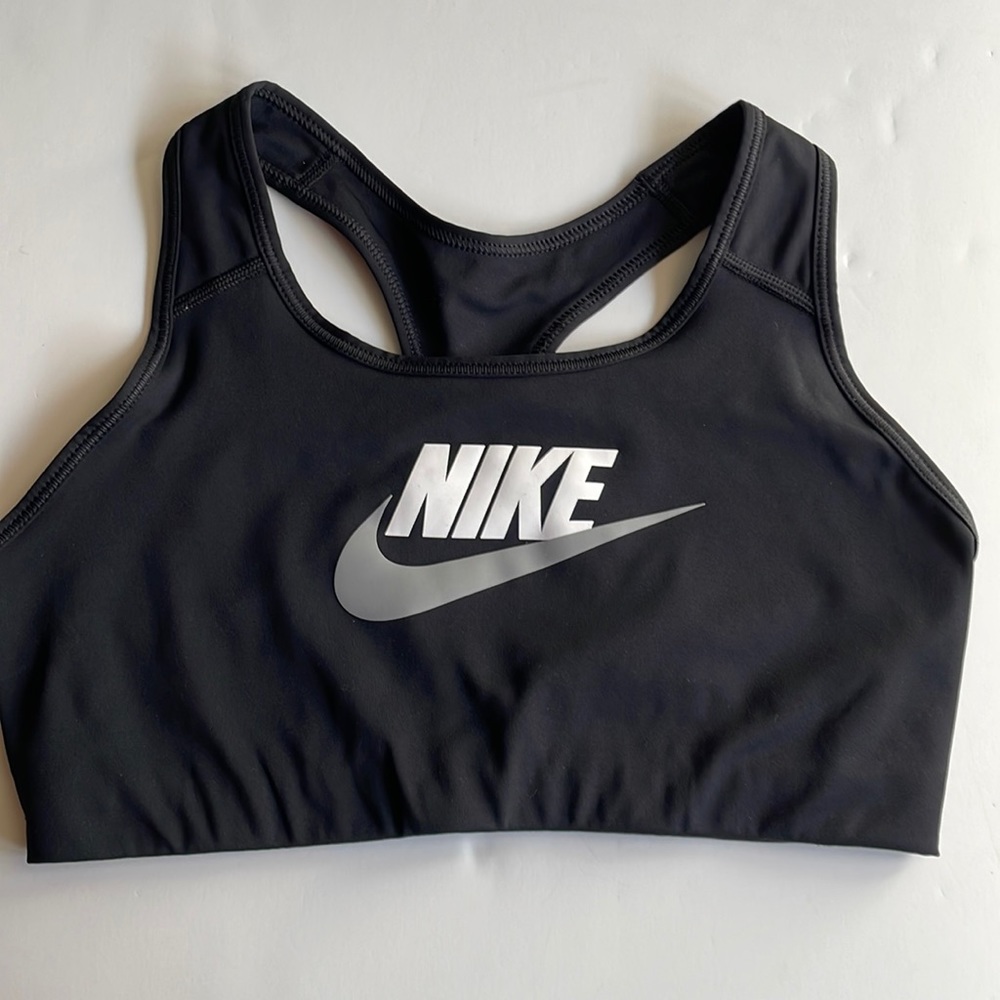 Nike dry fit lined racer back soft band sports bra size medium